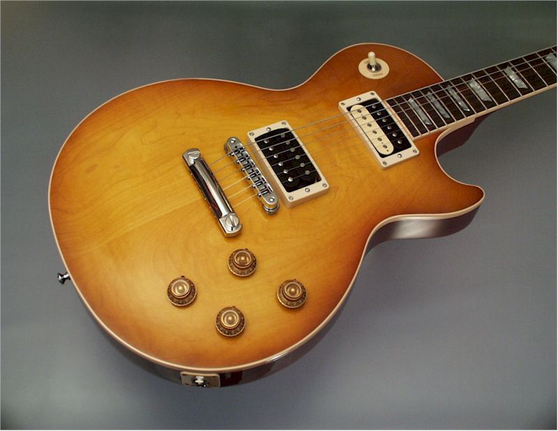 Les_Paul_Std_1.jpg (62414 bytes)